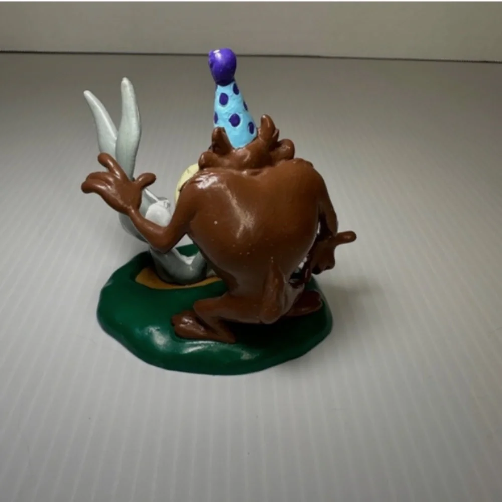 Vintage Looney Tunes Taz Bugs Bunny Birthday PVC Action Figure Cake Topper 1995